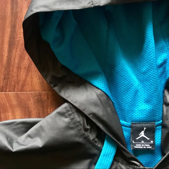 NWOT Nike Air Jordan Varsity Jacket - Picture 4 of 4